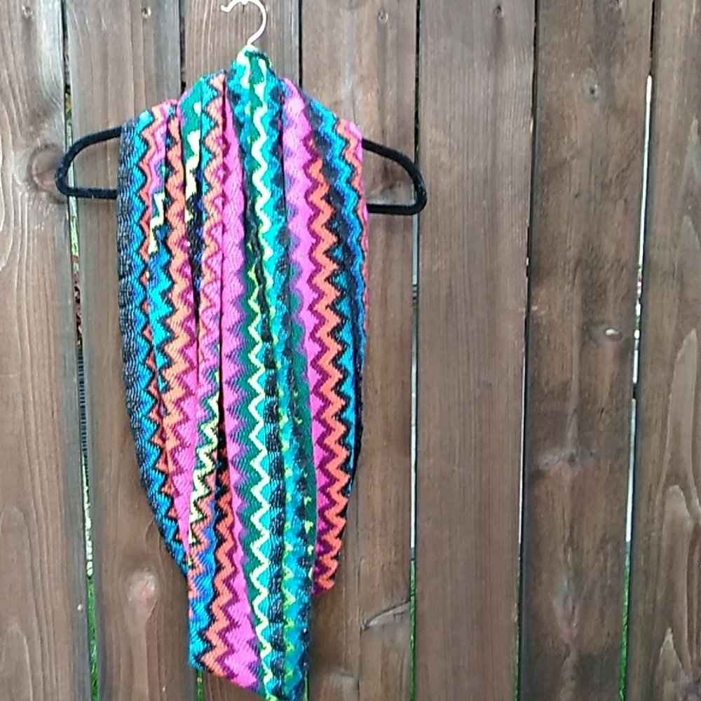 Steve Madden infinity scarf